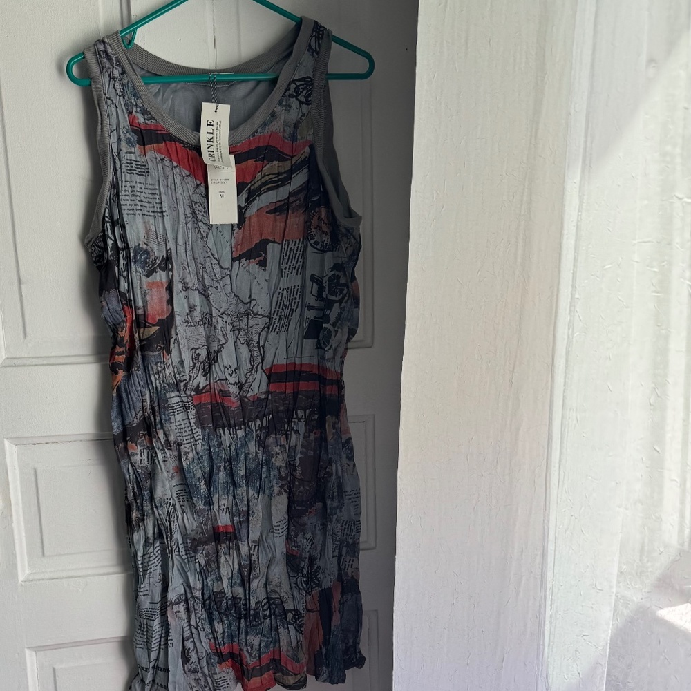 NWT - VASNA KNEE-LENGTH CRINKLE DRESS OR TUNIC SIZE M